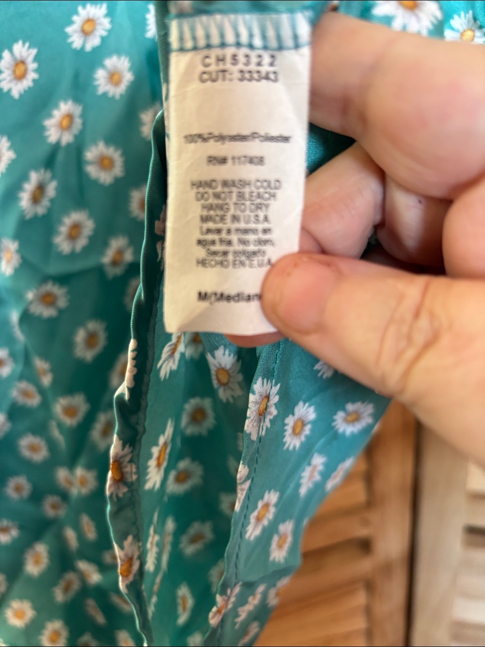 Chocolate Teal Daisy V-Neck Short Sleeve Top Medium - Picture 4 of 4